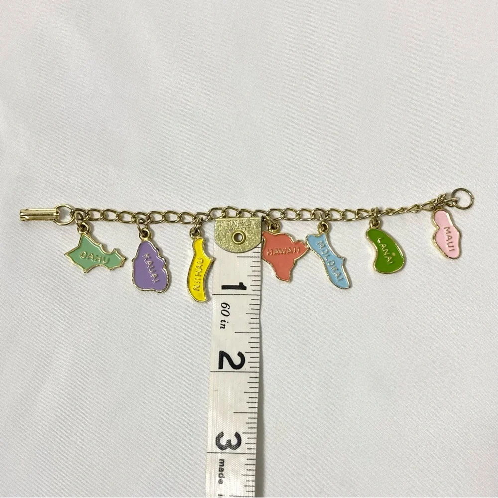 ⭐️ Vintage Islands Of Hawaii Little Girls Charm Bracelet